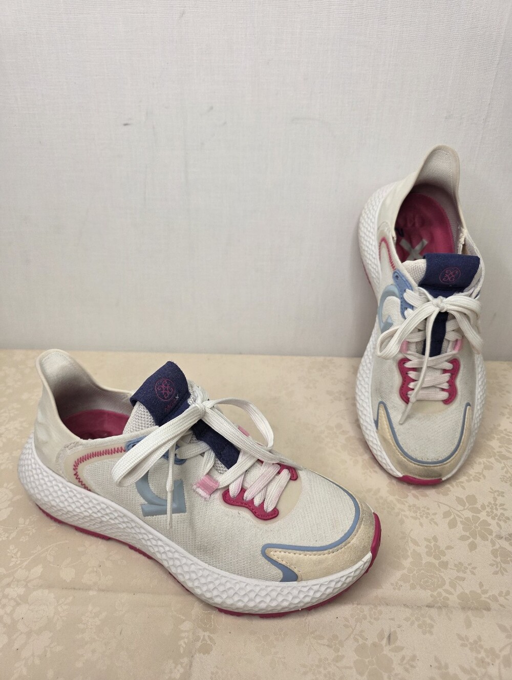 G/FORE MG4X2 Women’s Hybrid Golf Cross Trainer Shoes Snow Suede US 7 G4LS22EF40